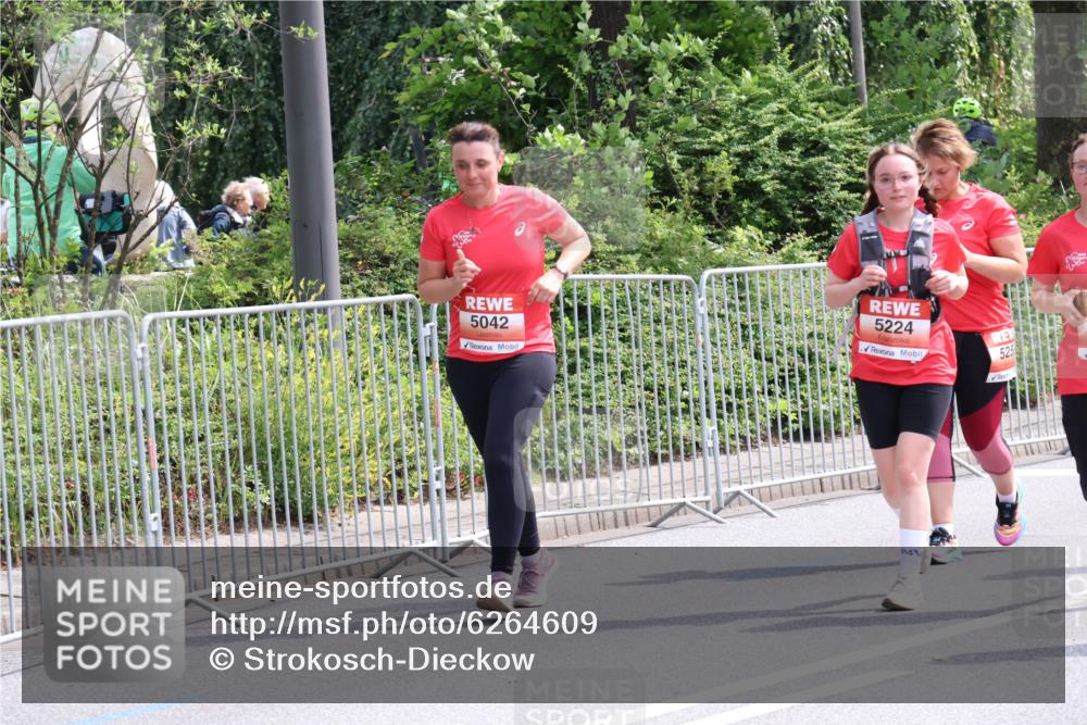 08.06.2024 - REWE Women's Run Strokosch-Dieckow http://msf.ph/oto/6264609 09.06.2024 11:03:53 Laufen 5042, 5224, 525 meine-sportfotos.de