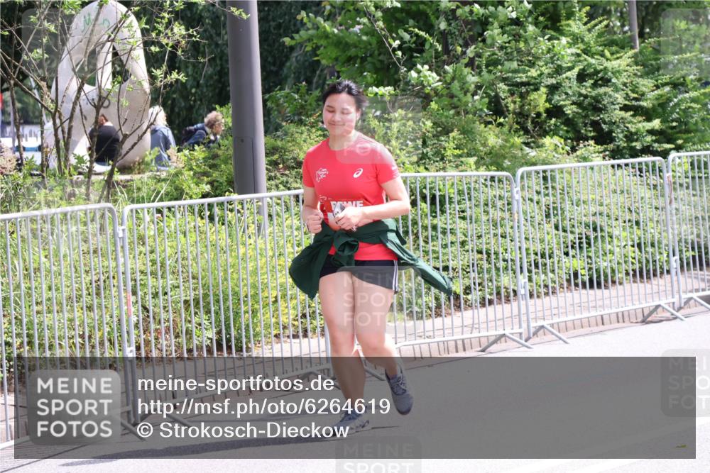 08.06.2024 - REWE Women's Run Strokosch-Dieckow http://msf.ph/oto/6264619 09.06.2024 11:04:02 Laufen  meine-sportfotos.de