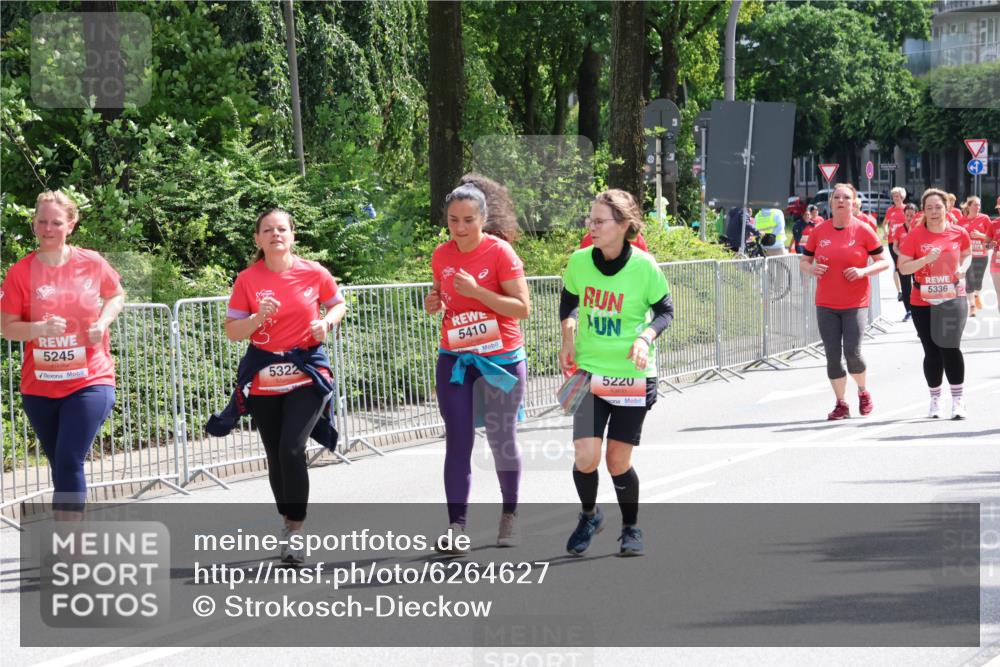 08.06.2024 - REWE Women's Run Strokosch-Dieckow http://msf.ph/oto/6264627 09.06.2024 11:04:07 Laufen 5245, 5322, 5410, 5220, 5336 meine-sportfotos.de