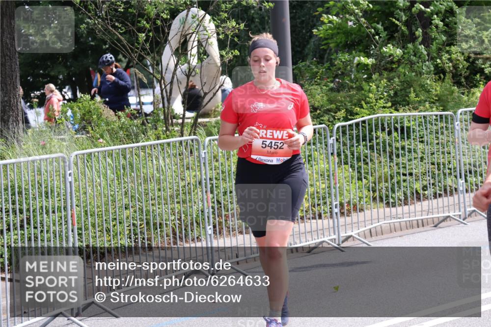 08.06.2024 - REWE Women's Run Strokosch-Dieckow http://msf.ph/oto/6264633 09.06.2024 11:04:14 Laufen 3, 5452 meine-sportfotos.de