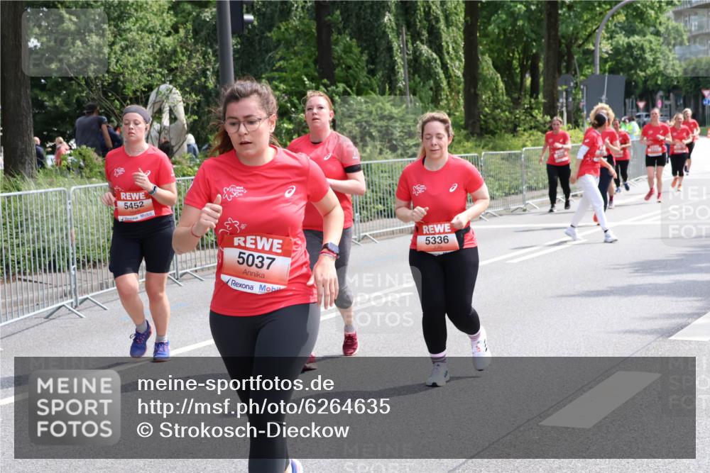 08.06.2024 - REWE Women's Run Strokosch-Dieckow http://msf.ph/oto/6264635 09.06.2024 11:04:15 Laufen 5452, 5037, 5336 meine-sportfotos.de