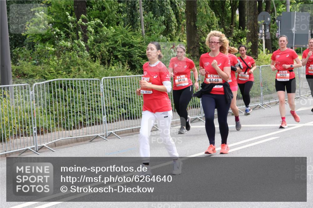 08.06.2024 - REWE Women's Run Strokosch-Dieckow http://msf.ph/oto/6264640 09.06.2024 11:04:18 Laufen 5418, 5148, 5527, 5423, 5 meine-sportfotos.de