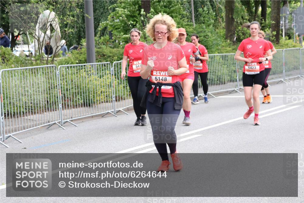 08.06.2024 - REWE Women's Run Strokosch-Dieckow http://msf.ph/oto/6264644 09.06.2024 11:04:21 Laufen 541, 5148, 5527, 5423 meine-sportfotos.de