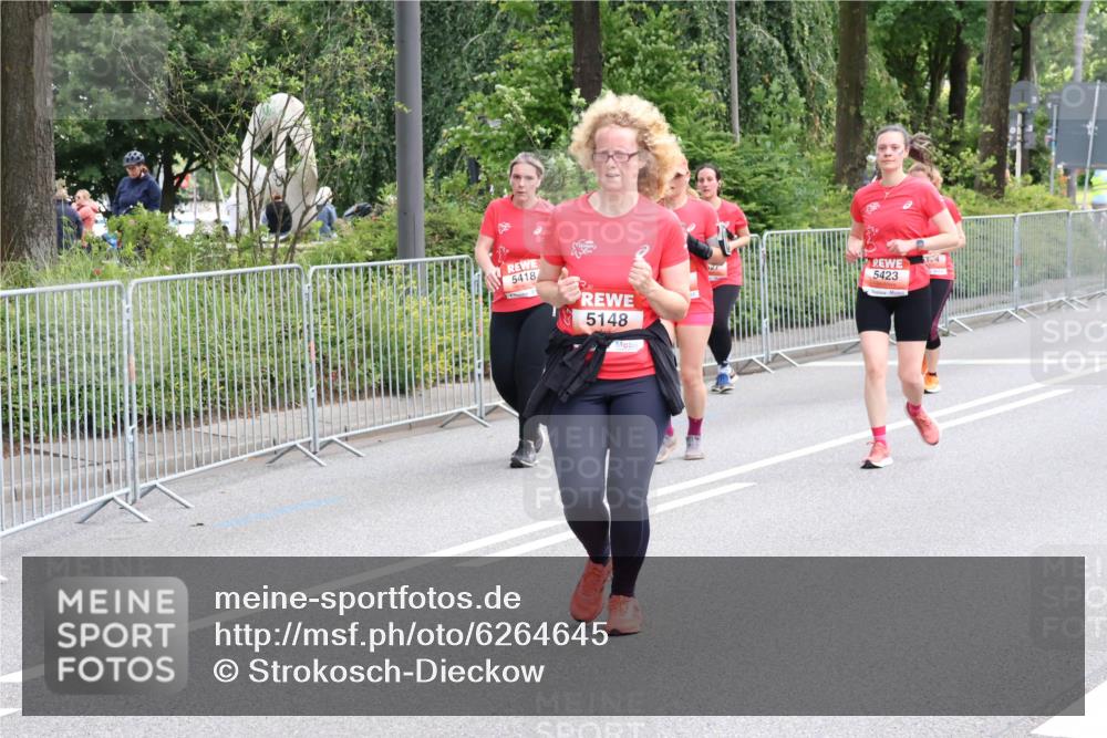 08.06.2024 - REWE Women's Run Strokosch-Dieckow http://msf.ph/oto/6264645 09.06.2024 11:04:22 Laufen 5418, 5148, 4, 5423 meine-sportfotos.de