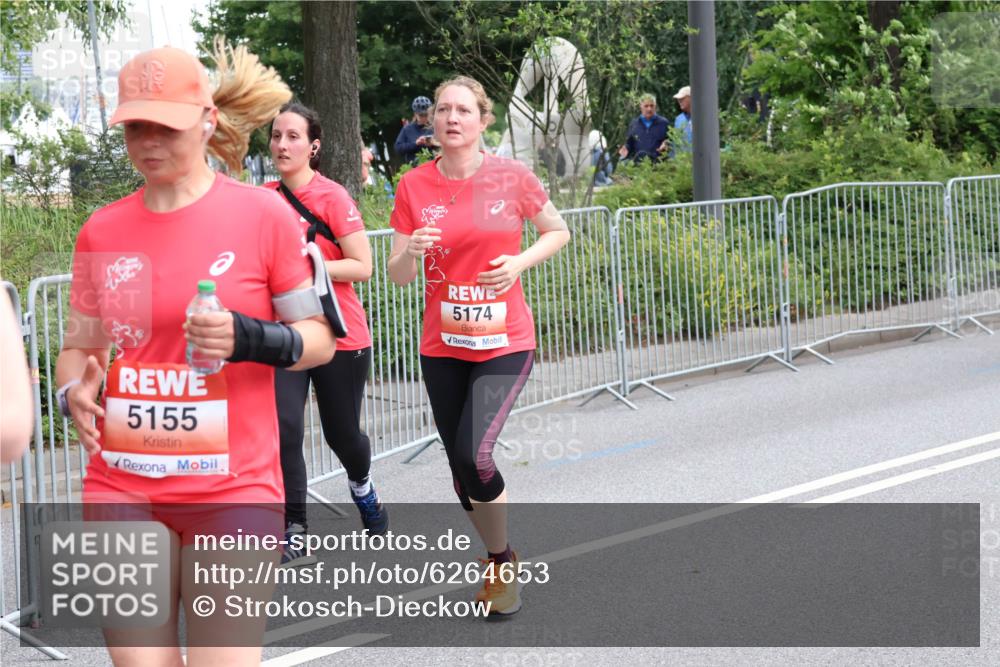 08.06.2024 - REWE Women's Run Strokosch-Dieckow http://msf.ph/oto/6264653 09.06.2024 11:04:27 Laufen 5155, 5174 meine-sportfotos.de