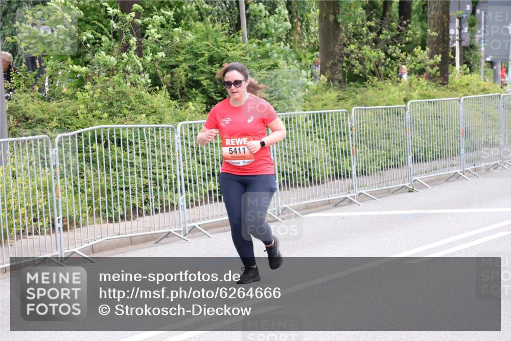 08.06.2024 - REWE Women's Run Strokosch-Dieckow http://msf.ph/oto/6264666 09.06.2024 11:04:41 Laufen 5411 meine-sportfotos.de