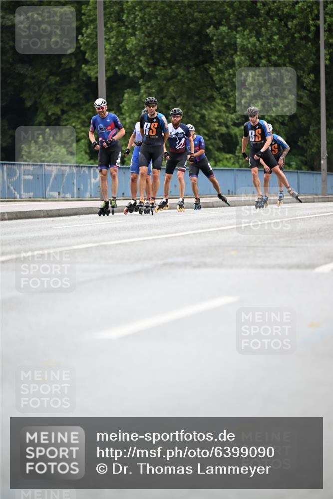30.06.2024 - hella hamburg halbmarathon Dr. Thomas Lammeyer http://msf.ph/oto/6399090 30.06.2024 08:51:44 Kennedybrücke  meine-sportfotos.de
