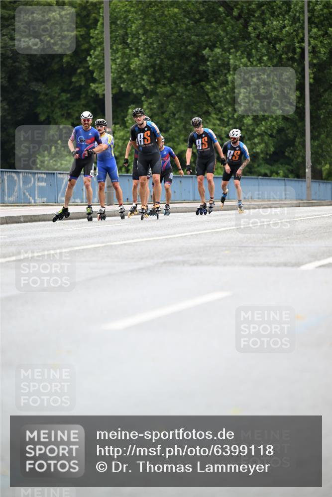30.06.2024 - hella hamburg halbmarathon Dr. Thomas Lammeyer http://msf.ph/oto/6399118 30.06.2024 08:51:44 Kennedybrücke  meine-sportfotos.de