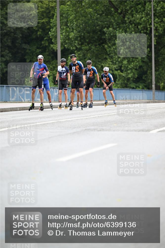 30.06.2024 - hella hamburg halbmarathon Dr. Thomas Lammeyer http://msf.ph/oto/6399136 30.06.2024 08:51:45 Kennedybrücke  meine-sportfotos.de
