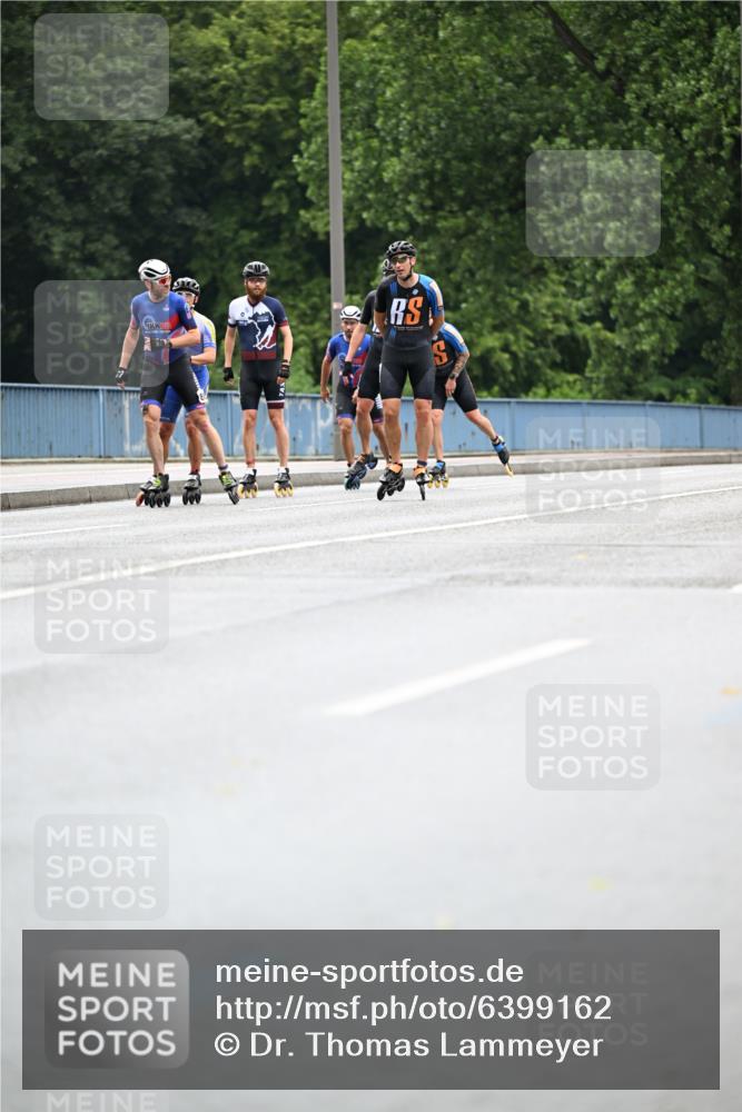 30.06.2024 - hella hamburg halbmarathon Dr. Thomas Lammeyer http://msf.ph/oto/6399162 30.06.2024 08:51:45 Kennedybrücke  meine-sportfotos.de