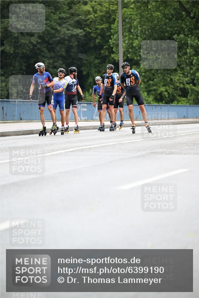 30.06.2024 - hella hamburg halbmarathon Dr. Thomas Lammeyer http://msf.ph/oto/6399190 30.06.2024 08:51:45 Kennedybrücke  meine-sportfotos.de