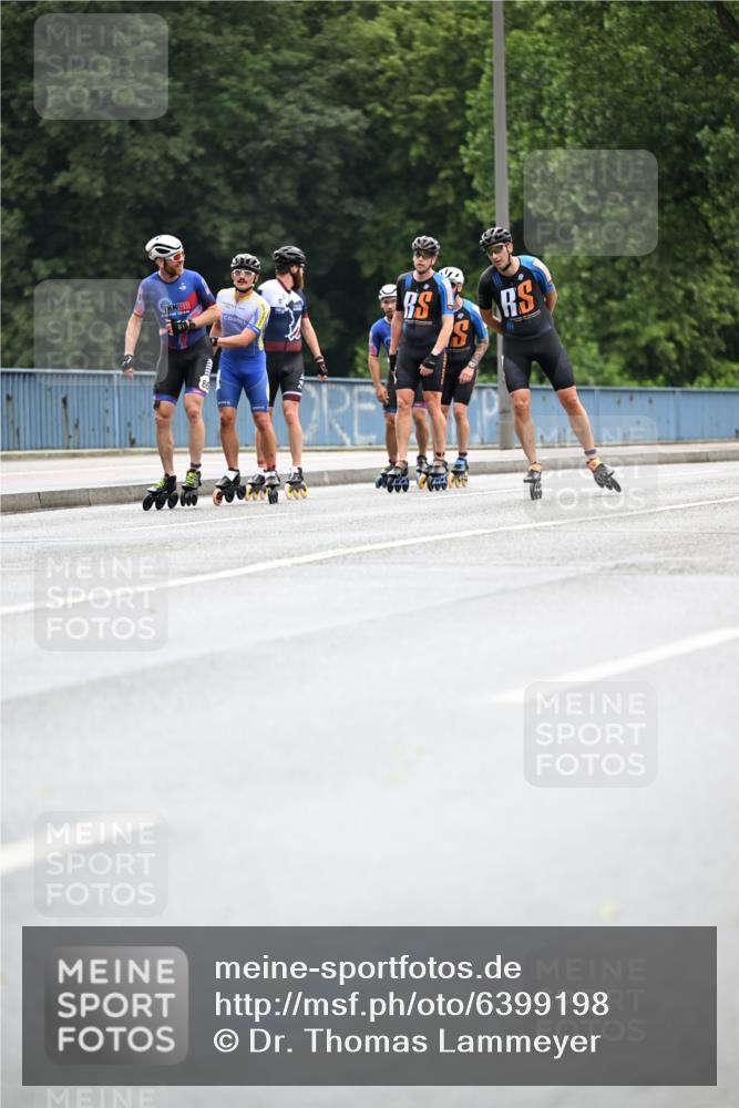 30.06.2024 - hella hamburg halbmarathon Dr. Thomas Lammeyer http://msf.ph/oto/6399198 30.06.2024 08:51:45 Kennedybrücke  meine-sportfotos.de