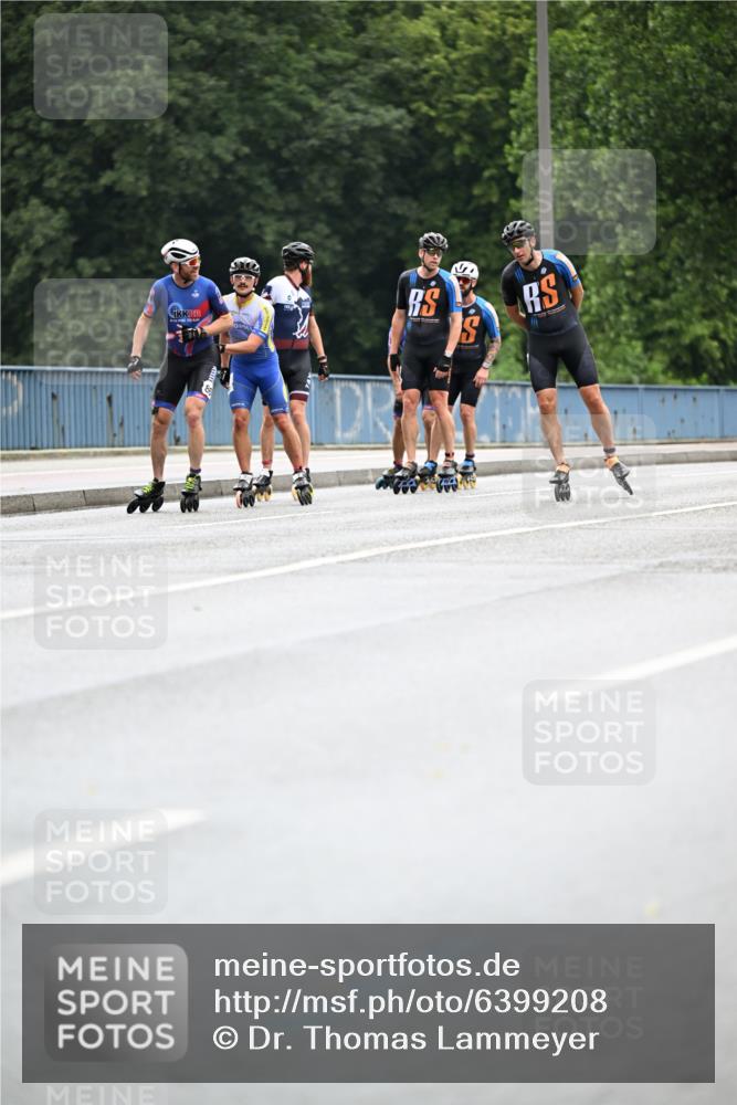 30.06.2024 - hella hamburg halbmarathon Dr. Thomas Lammeyer http://msf.ph/oto/6399208 30.06.2024 08:51:46 Kennedybrücke  meine-sportfotos.de
