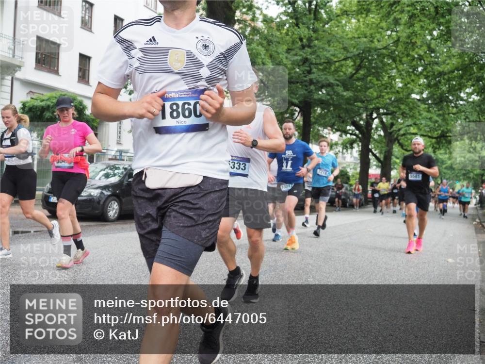 30.06.2024 - hella hamburg halbmarathon KatJ http://msf.ph/oto/6447005 30.06.2024 10:41:00 Laufen KM 15 602, 912, 1073, 1455, 1630, 1631, 1824, 1825, 1860, 1974, 2439, 3582, 4139, 4519, 4520, 4796, 4818, 5225, 5333, 5581, 5922, 6117, 6559, 7218, 7712, 7750, 7887, 7970, 8970, 9076, 9245, 9303, 9591, 9988, 10130, 10317, 10403, 10581, 11269, 11326, 12322, 13076, 13234, 13397 meine-sportfotos.de