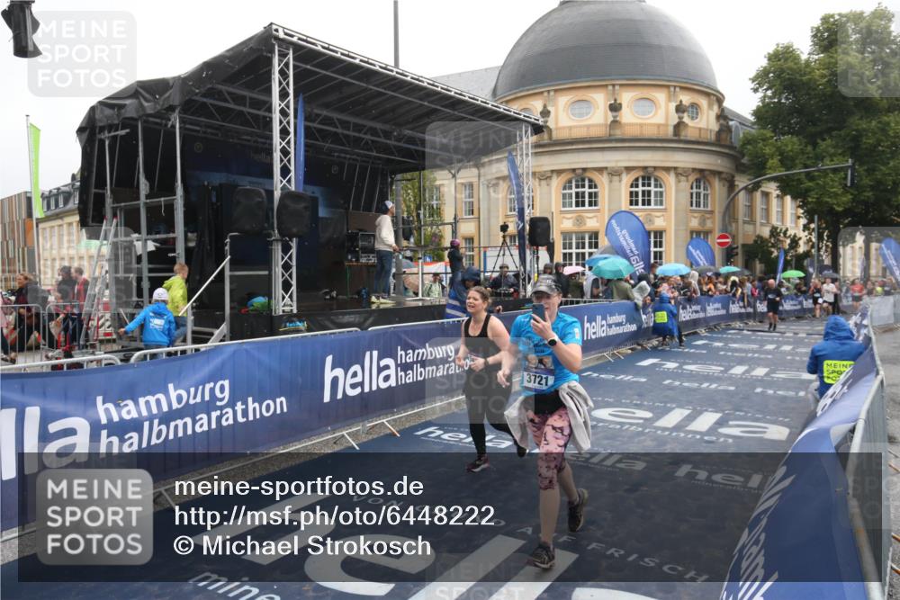 30.06.2024 - hella hamburg halbmarathon Michael Strokosch http://msf.ph/oto/6448222 30.06.2024 12:25:02 Ziel 3721, 5470 meine-sportfotos.de