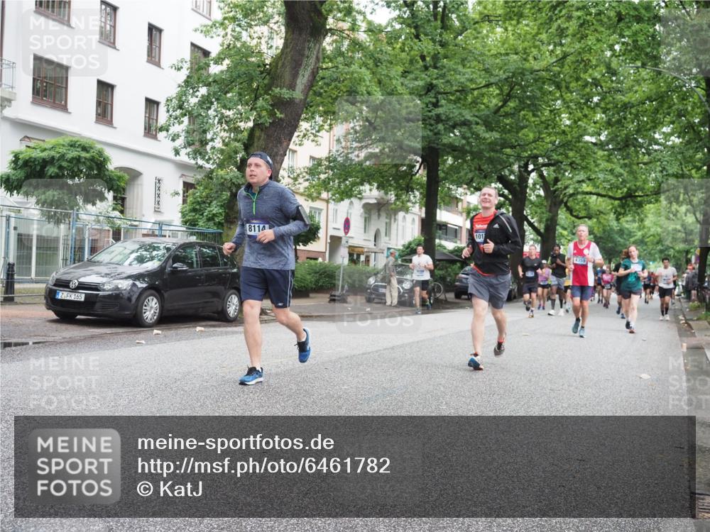30.06.2024 - hella hamburg halbmarathon KatJ http://msf.ph/oto/6461782 30.06.2024 10:43:42 Laufen KM 15 699, 1058, 1888, 1894, 2701, 2984, 3060, 3312, 3379, 3839, 3840, 4359, 4482, 6598, 6927, 7208, 7297, 7718, 7813, 7842, 8114, 8128, 8234, 8650, 8941, 8943, 9776, 10010, 10171, 10247, 11984, 11985, 12518, 13097, 13219, 13438 meine-sportfotos.de