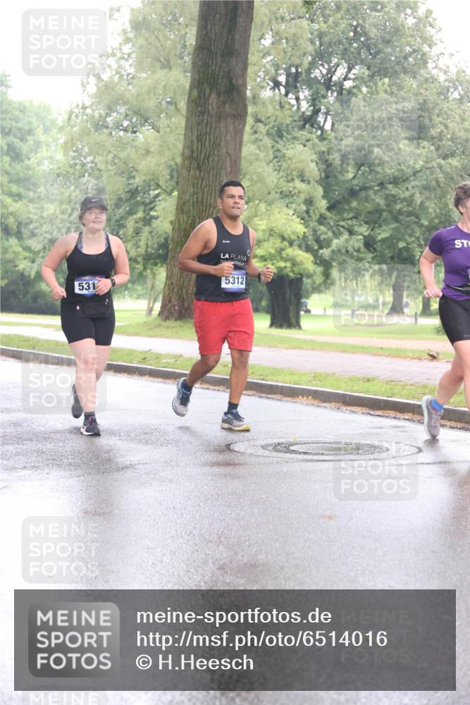 30.06.2024 - hella hamburg halbmarathon H.Heesch http://msf.ph/oto/6514016 30.06.2024 12:24:23 Zwischen KM18-KM19 1641, 3416, 4721, 5311, 5312, 5677, 8811, 10644 meine-sportfotos.de