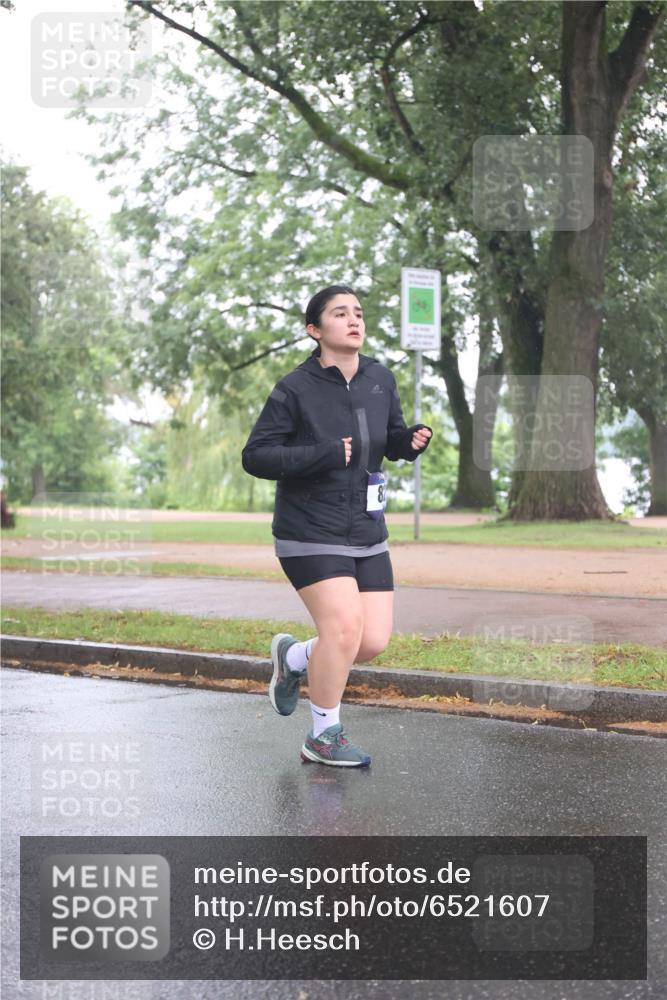 30.06.2024 - hella hamburg halbmarathon H.Heesch http://msf.ph/oto/6521607 30.06.2024 12:26:12 Zwischen KM18-KM19 823, 2540, 2550, 7864, 8640, 11102, 12116 meine-sportfotos.de