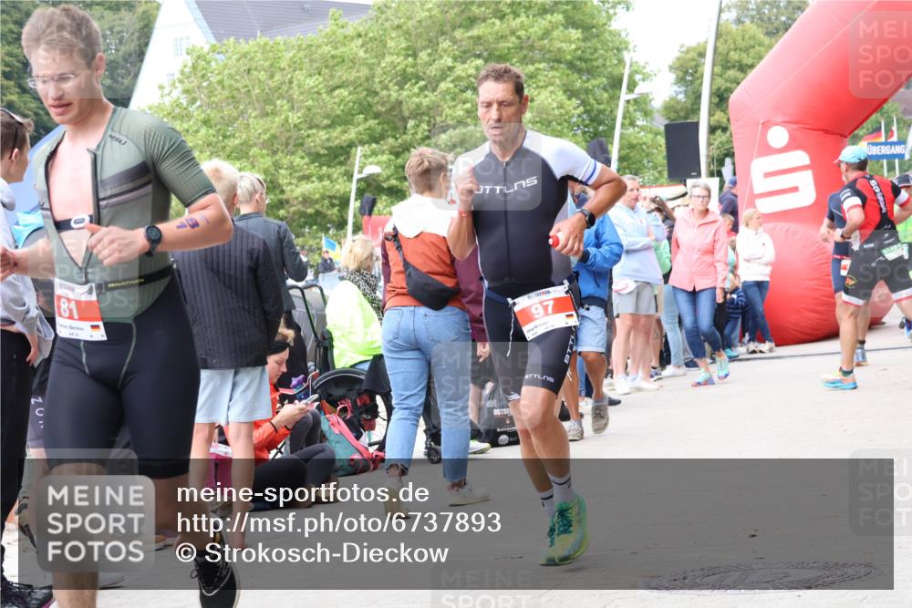 04.08.2024 - OstseeMan Strokosch-Dieckow http://msf.ph/oto/6737893 04.08.2024 15:04:05 Laufen 15, 81, 97, 127, 547, 743, 746, 850, 927, 945, 1292 meine-sportfotos.de