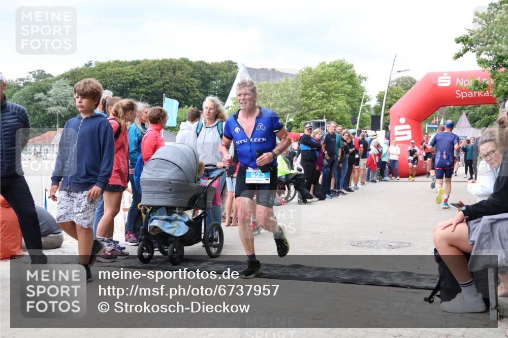 04.08.2024 - OstseeMan Strokosch-Dieckow http://msf.ph/oto/6737957 04.08.2024 15:04:27 Laufen 144, 306, 352, 805, 821, 848, 861, 923, 954 meine-sportfotos.de