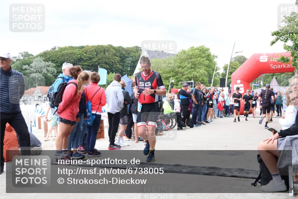 04.08.2024 - OstseeMan Strokosch-Dieckow http://msf.ph/oto/6738005 04.08.2024 15:04:35 Laufen 144, 352, 501, 615, 673, 792, 821, 848, 861 meine-sportfotos.de