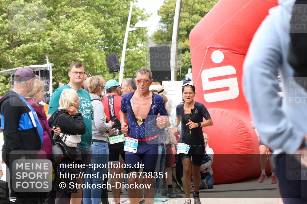 04.08.2024 - OstseeMan Strokosch-Dieckow http://msf.ph/oto/6738351 04.08.2024 15:06:48 Laufen 2, 13, 131, 147, 535, 671, 856, 903, 1286 meine-sportfotos.de