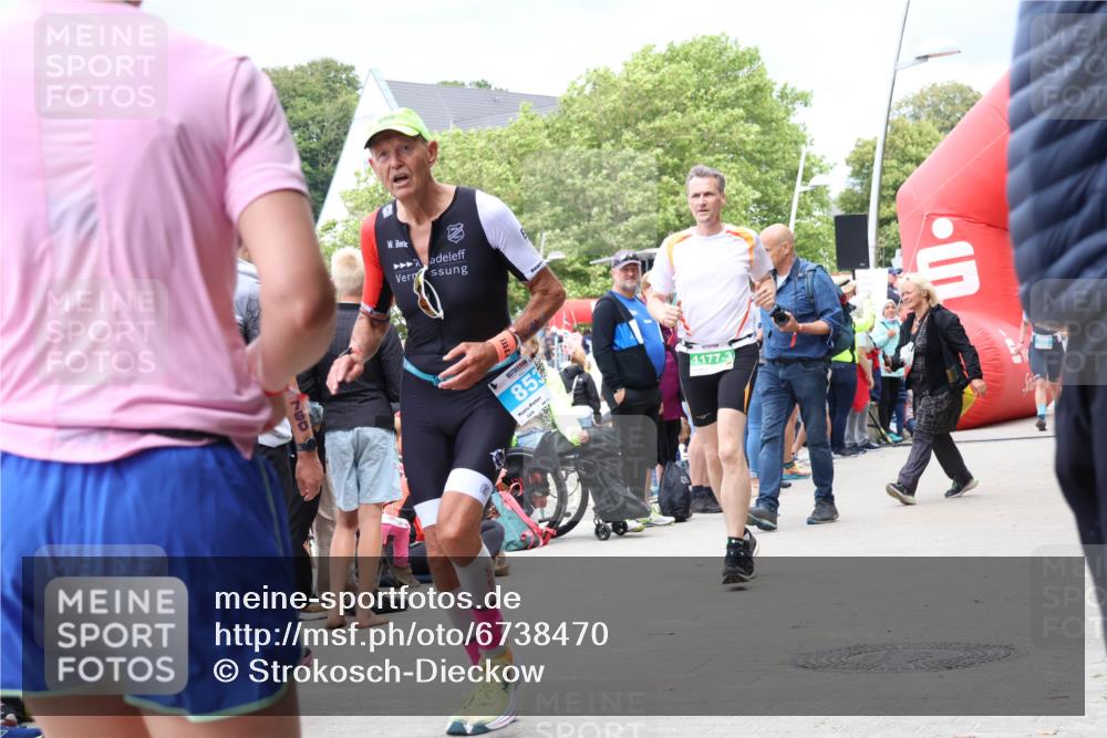 04.08.2024 - OstseeMan Strokosch-Dieckow http://msf.ph/oto/6738470 04.08.2024 15:07:38 Laufen 53, 107, 524, 752, 760, 770, 853, 881, 1177, 1254 meine-sportfotos.de