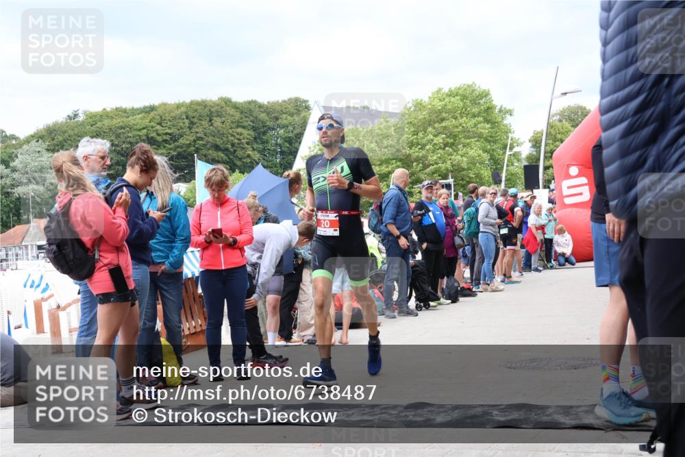 04.08.2024 - OstseeMan Strokosch-Dieckow http://msf.ph/oto/6738487 04.08.2024 15:07:54 Laufen 20, 688, 925, 1277 meine-sportfotos.de