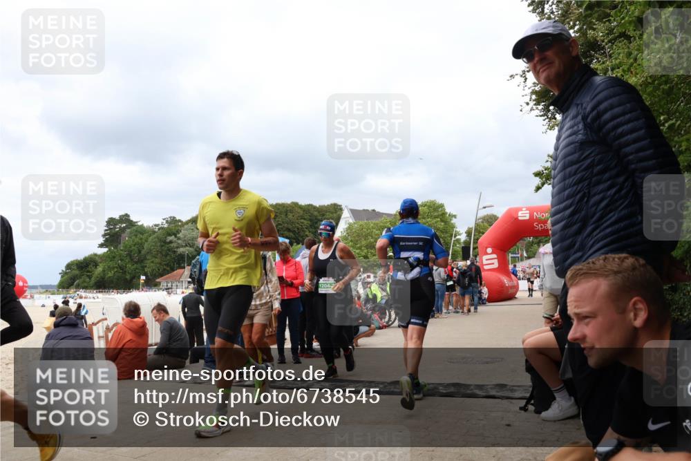 04.08.2024 - OstseeMan Strokosch-Dieckow http://msf.ph/oto/6738545 04.08.2024 15:08:43 Laufen 393, 801, 875, 893, 900, 922, 1133, 1204 meine-sportfotos.de