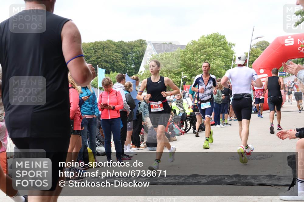 04.08.2024 - OstseeMan Strokosch-Dieckow http://msf.ph/oto/6738671 04.08.2024 15:09:48 Laufen 32, 152, 178, 506, 605, 634, 800, 840, 907, 917, 1175, 1245, 1274 meine-sportfotos.de