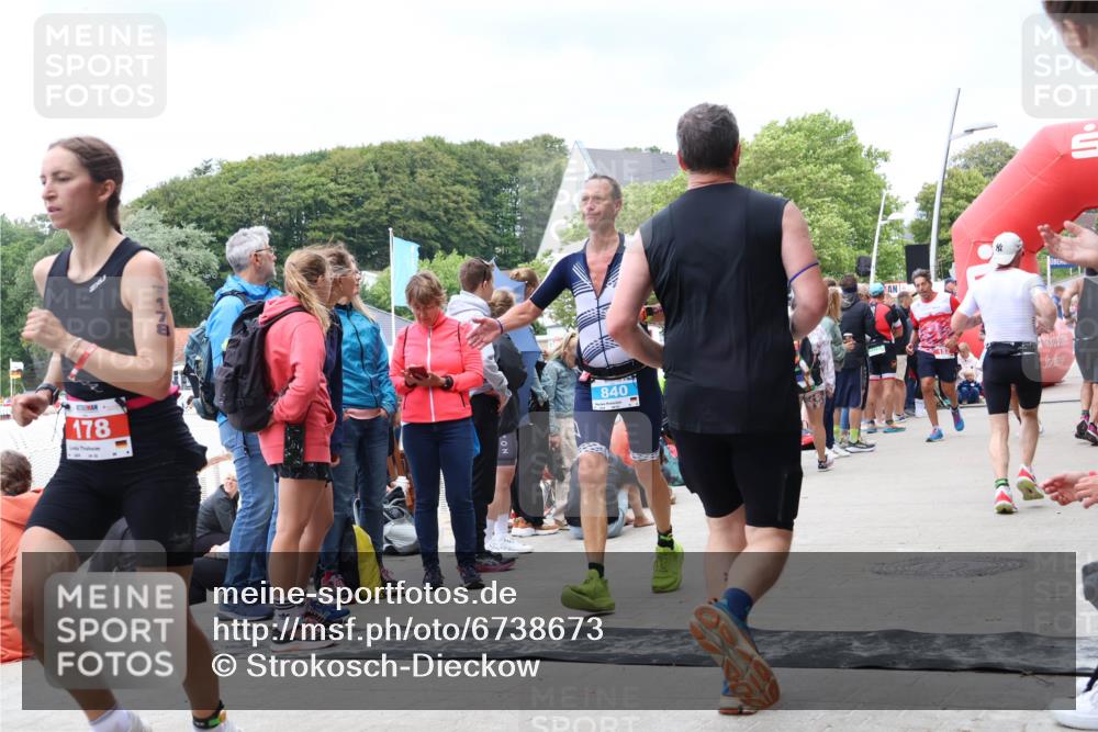 04.08.2024 - OstseeMan Strokosch-Dieckow http://msf.ph/oto/6738673 04.08.2024 15:09:49 Laufen 32, 152, 178, 506, 634, 800, 840, 907, 917, 1175, 1245, 1274 meine-sportfotos.de