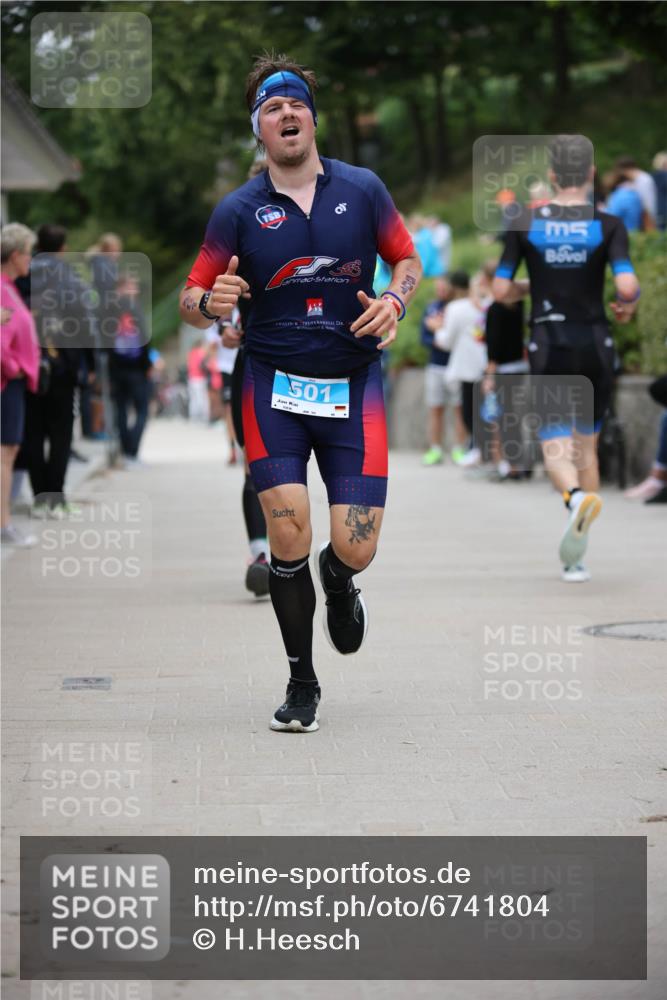 04.08.2024 - OstseeMan H.Heesch http://msf.ph/oto/6741804 04.08.2024 15:03:56 Laufen 144, 352, 501, 673, 1124, 1156, 1157, 1258 meine-sportfotos.de