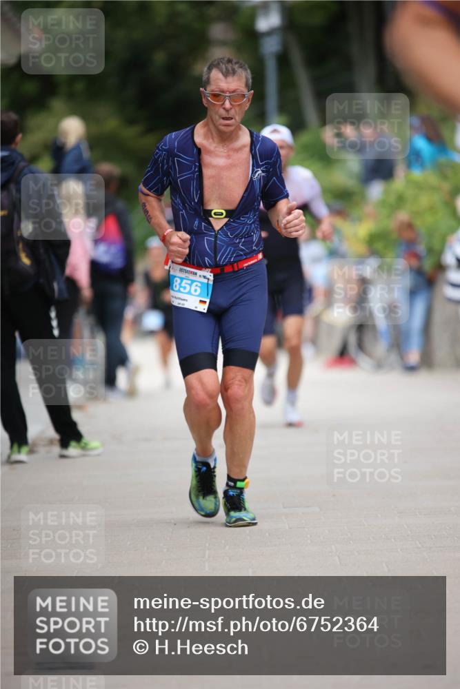04.08.2024 - OstseeMan H.Heesch http://msf.ph/oto/6752364 04.08.2024 15:05:57 Laufen 671, 856, 944, 1176, 1246, 1288 meine-sportfotos.de