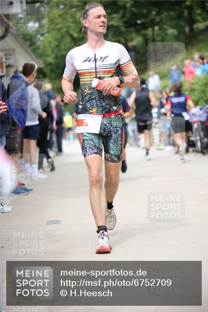 04.08.2024 - OstseeMan H.Heesch http://msf.ph/oto/6752709 04.08.2024 15:06:25 Laufen 76, 117, 164, 177, 863, 874, 916, 1140, 1166, 1206, 1286 meine-sportfotos.de
