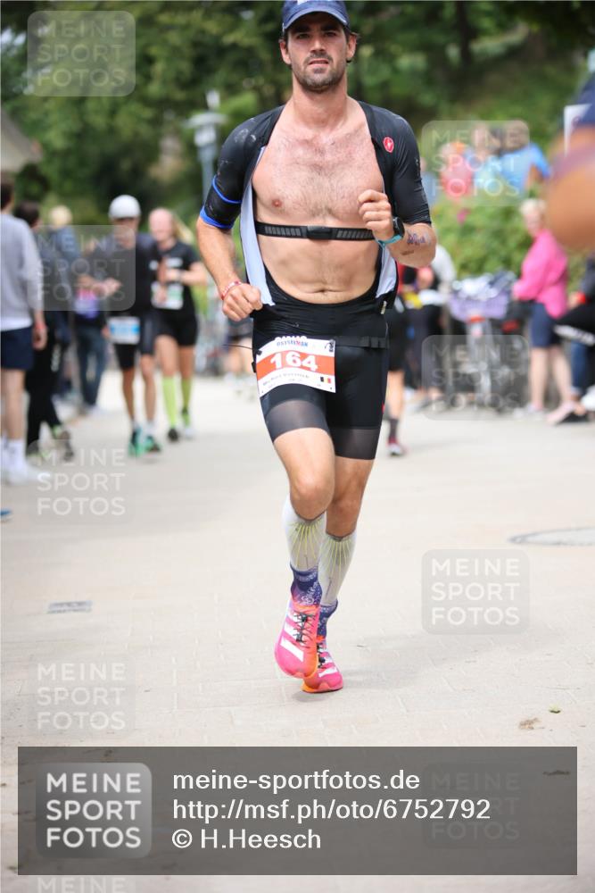 04.08.2024 - OstseeMan H.Heesch http://msf.ph/oto/6752792 04.08.2024 15:06:29 Laufen 76, 164, 177, 562, 874, 916, 1140, 1166, 1182, 1206 meine-sportfotos.de