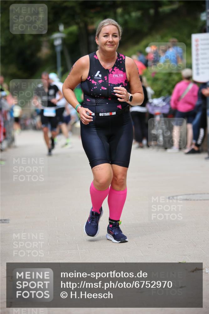 04.08.2024 - OstseeMan H.Heesch http://msf.ph/oto/6752970 04.08.2024 15:07:29 Laufen 13, 103, 147, 466, 491, 535, 766, 903, 1110, 1174, 1277 meine-sportfotos.de