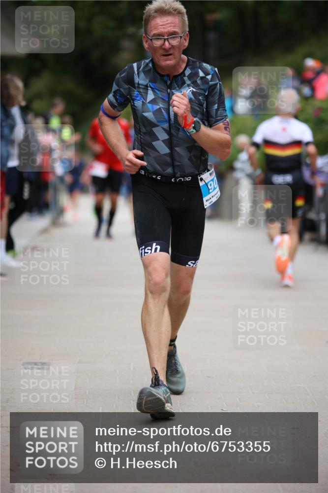 04.08.2024 - OstseeMan H.Heesch http://msf.ph/oto/6753355 04.08.2024 15:08:23 Laufen 107, 182, 428, 770, 771, 786, 804, 906, 980, 1132, 1202, 1254 meine-sportfotos.de