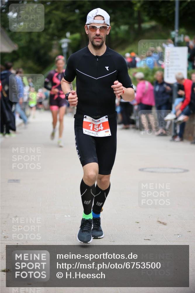 04.08.2024 - OstseeMan H.Heesch http://msf.ph/oto/6753500 04.08.2024 15:09:34 Laufen 42, 58, 154, 165, 381, 409, 663, 875, 1185, 1293 meine-sportfotos.de