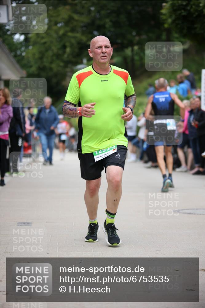 04.08.2024 - OstseeMan H.Heesch http://msf.ph/oto/6753535 04.08.2024 15:09:45 Laufen 42, 58, 381, 663, 990, 1293 meine-sportfotos.de