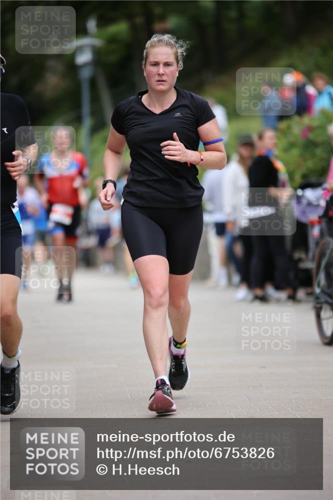 04.08.2024 - OstseeMan H.Heesch http://msf.ph/oto/6753826 04.08.2024 15:10:13 Laufen 7, 72, 169, 356, 465, 485, 826, 839, 886, 907, 913, 987, 987, 1179, 1197 meine-sportfotos.de