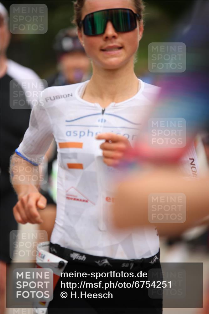 04.08.2024 - OstseeMan H.Heesch http://msf.ph/oto/6754251 04.08.2024 15:11:08 Laufen 1, 31, 266, 478, 492, 598, 631, 1114, 1119, 1186 meine-sportfotos.de