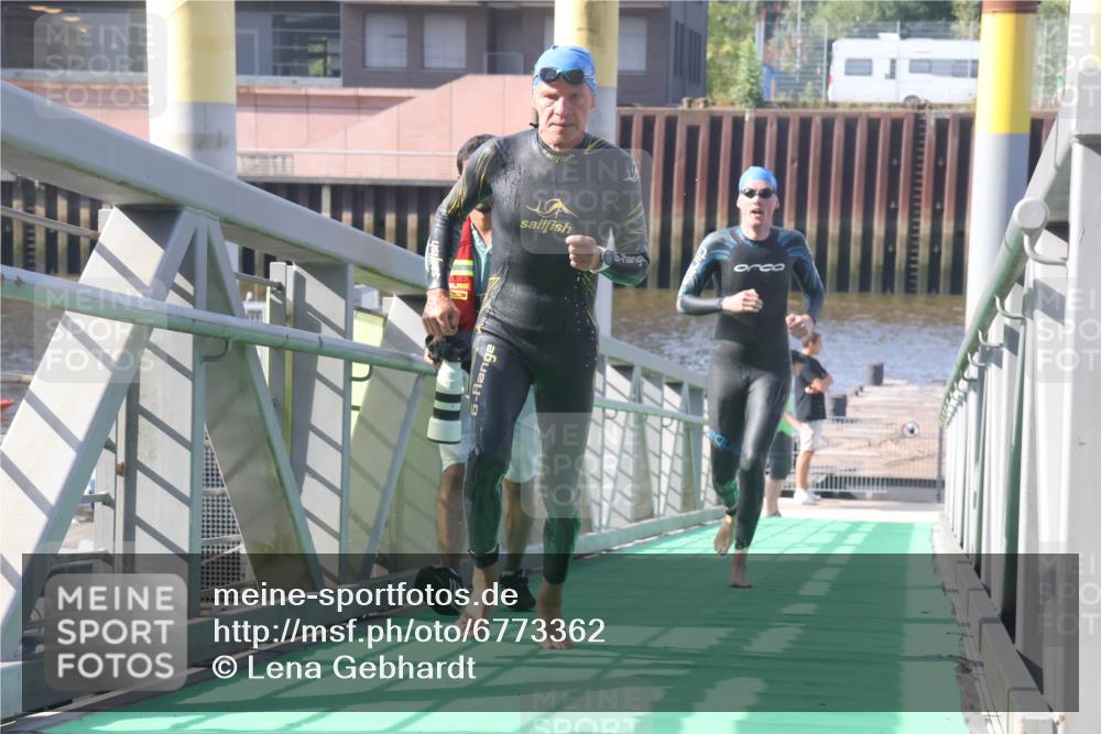 11.08.2024 - GEWOBA Citytriathlon Bremen Lena Gebhardt http://msf.ph/oto/6773362 11.08.2024 10:07:56 Schwimmen 7, 8, 59, 75, 79, 87, 96, 106 meine-sportfotos.de