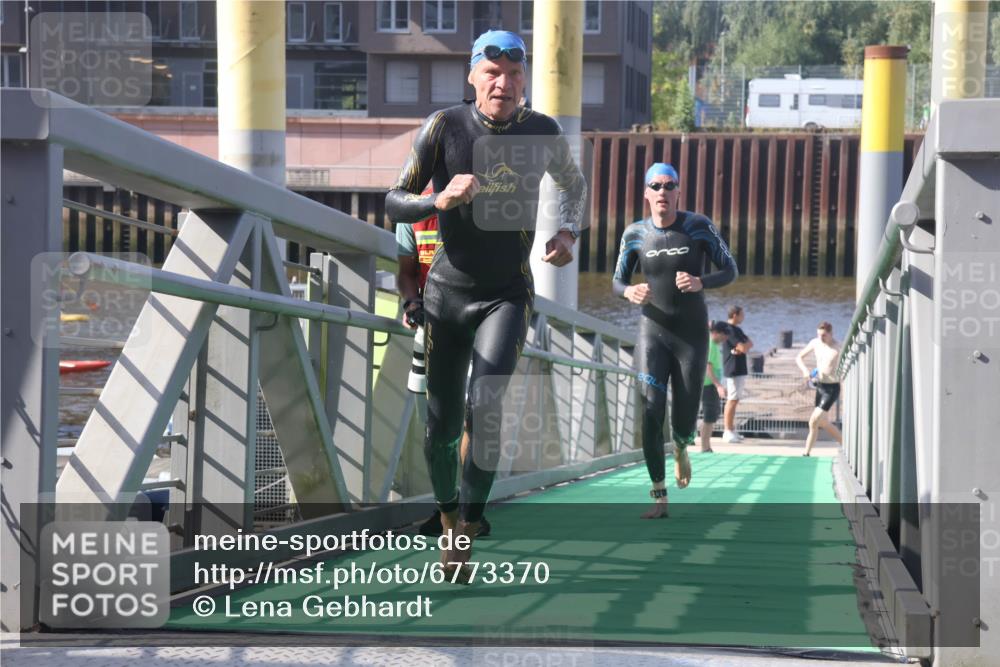 11.08.2024 - GEWOBA Citytriathlon Bremen Lena Gebhardt http://msf.ph/oto/6773370 11.08.2024 10:07:56 Schwimmen 7, 8, 59, 75, 79, 87, 96, 106 meine-sportfotos.de