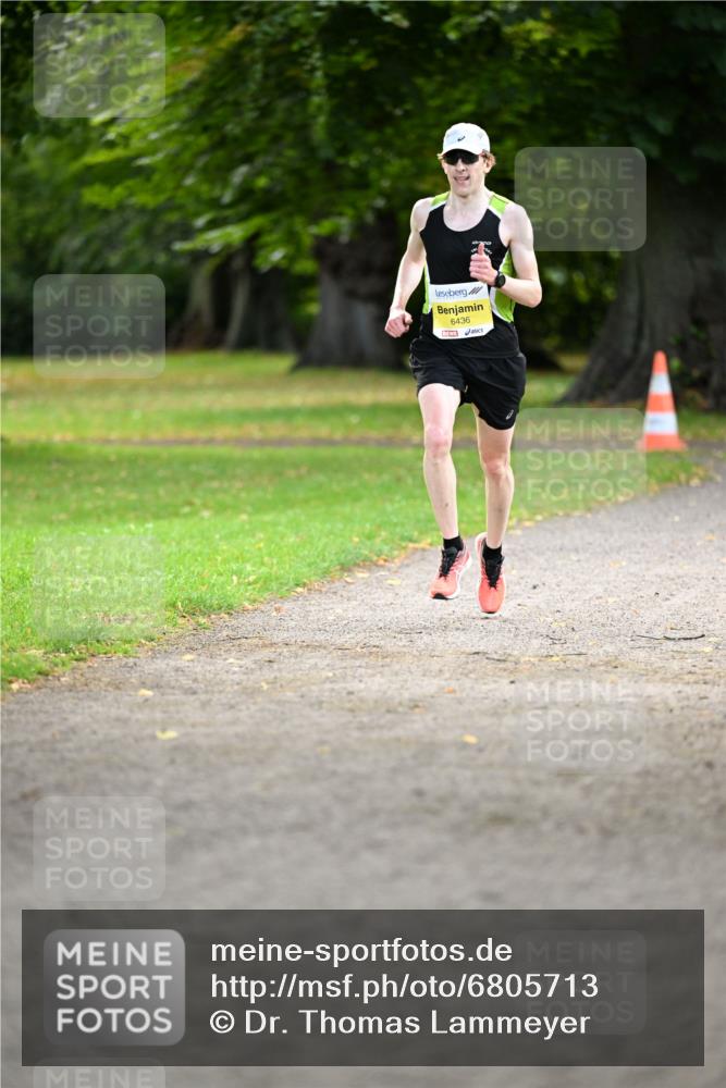 25.08.2024 - 20. Blankeneser Heldenlauf Dr. Thomas Lammeyer http://msf.ph/oto/6805713 25.08.2024 10:03:25 Laufen 6436 meine-sportfotos.de