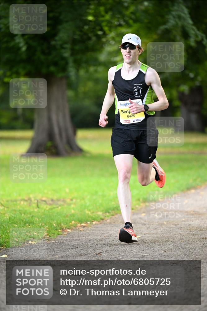 25.08.2024 - 20. Blankeneser Heldenlauf Dr. Thomas Lammeyer http://msf.ph/oto/6805725 25.08.2024 10:03:26 Laufen 6436 meine-sportfotos.de