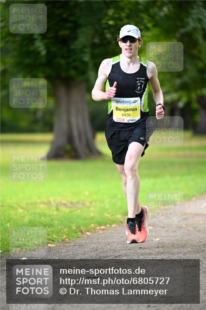 25.08.2024 - 20. Blankeneser Heldenlauf Dr. Thomas Lammeyer http://msf.ph/oto/6805727 25.08.2024 10:03:26 Laufen 6436 meine-sportfotos.de