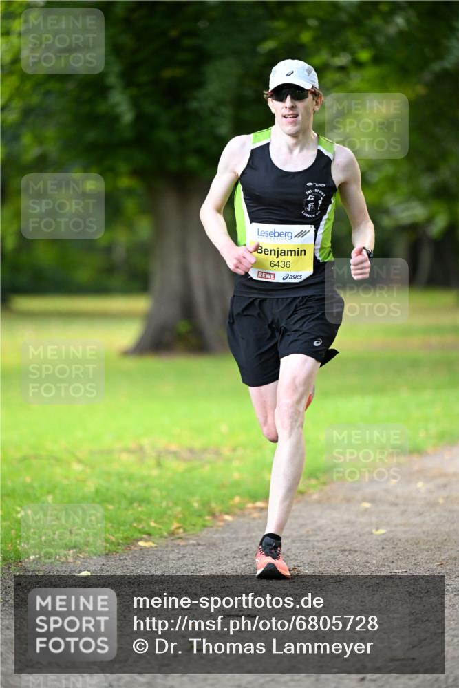 25.08.2024 - 20. Blankeneser Heldenlauf Dr. Thomas Lammeyer http://msf.ph/oto/6805728 25.08.2024 10:03:27 Laufen 6436 meine-sportfotos.de