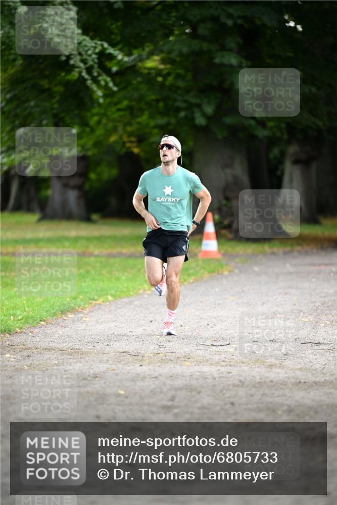 25.08.2024 - 20. Blankeneser Heldenlauf Dr. Thomas Lammeyer http://msf.ph/oto/6805733 25.08.2024 10:03:55 Laufen  meine-sportfotos.de