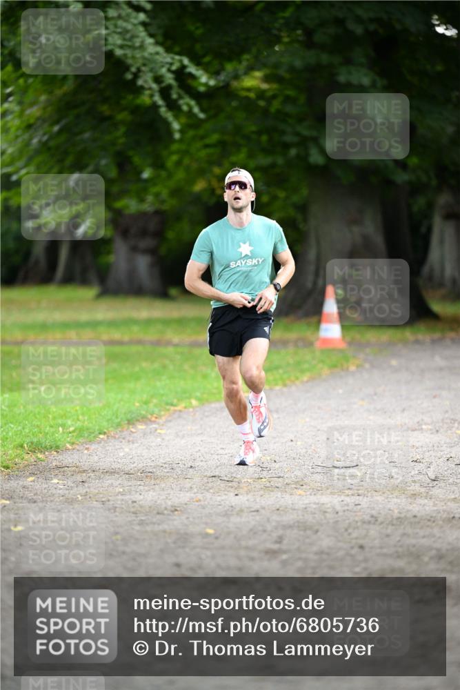 25.08.2024 - 20. Blankeneser Heldenlauf Dr. Thomas Lammeyer http://msf.ph/oto/6805736 25.08.2024 10:03:55 Laufen  meine-sportfotos.de