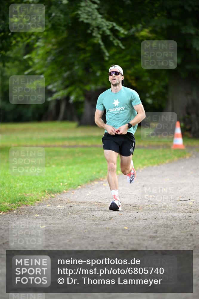 25.08.2024 - 20. Blankeneser Heldenlauf Dr. Thomas Lammeyer http://msf.ph/oto/6805740 25.08.2024 10:03:56 Laufen  meine-sportfotos.de